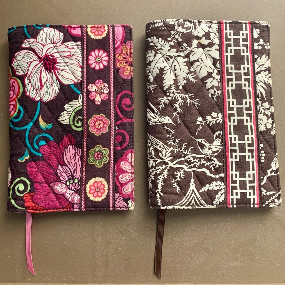 Vera Bradley paperback book covers Imperial Toile and Mod Floral retired